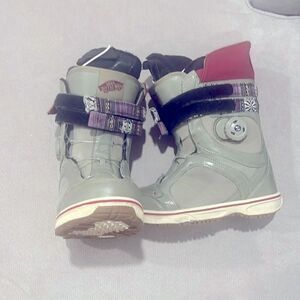 Vans snow boarder Kira boots